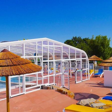 Camping Les Brillas Les Moutiers Luaran gambar