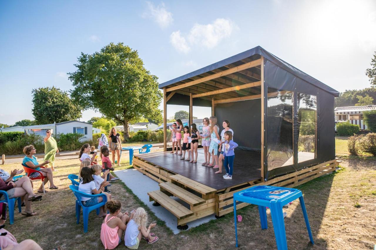 Camping Les Brillas Les Moutiers Luaran gambar