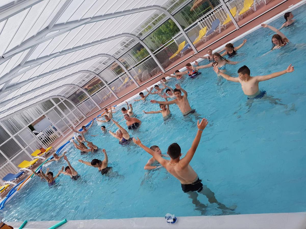 Camping Les Brillas Les Moutiers Luaran gambar