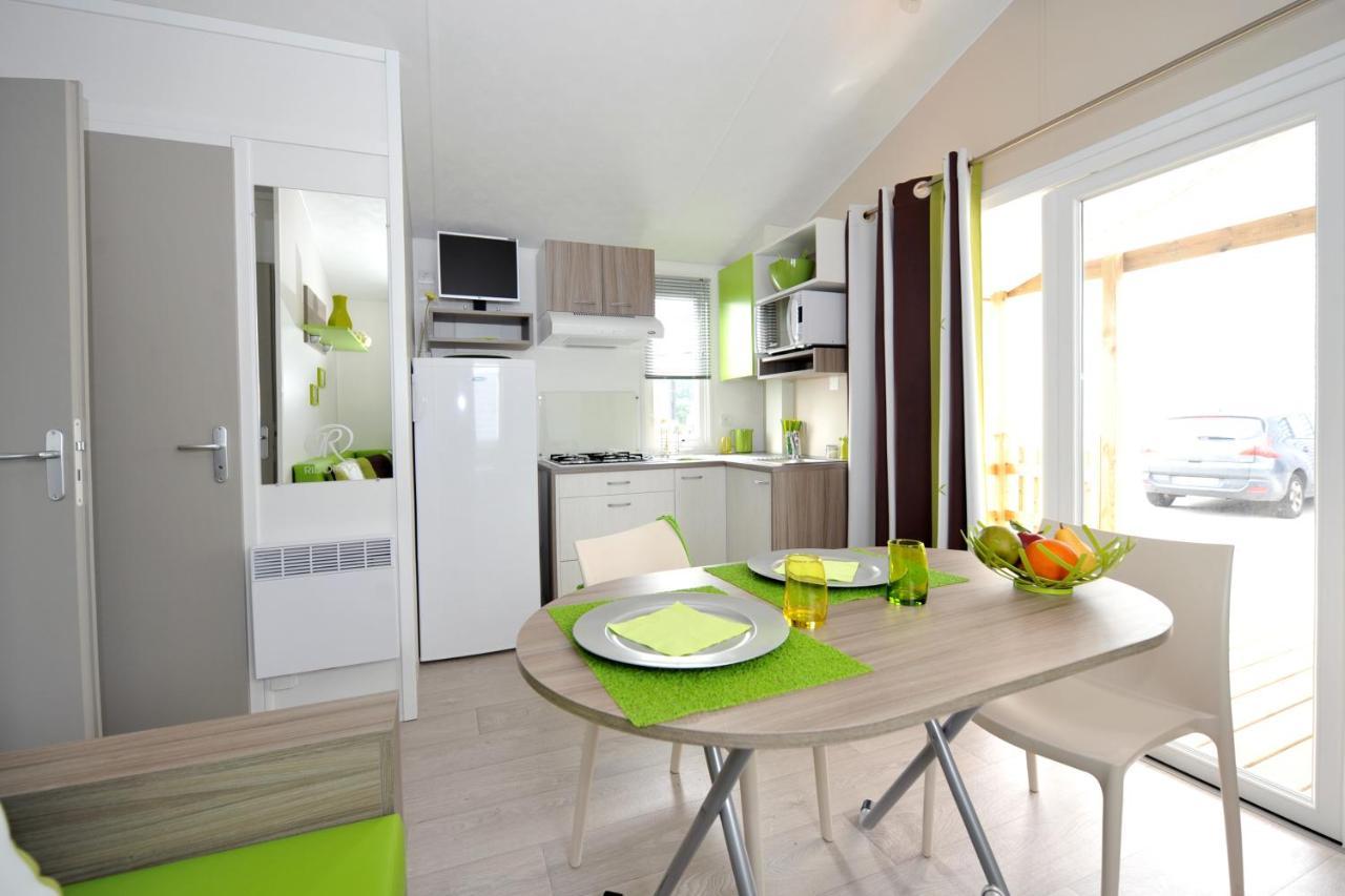 Camping Les Brillas Les Moutiers Luaran gambar