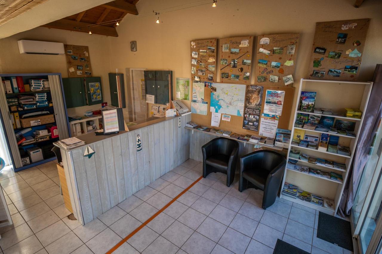 Camping Les Brillas Les Moutiers Luaran gambar