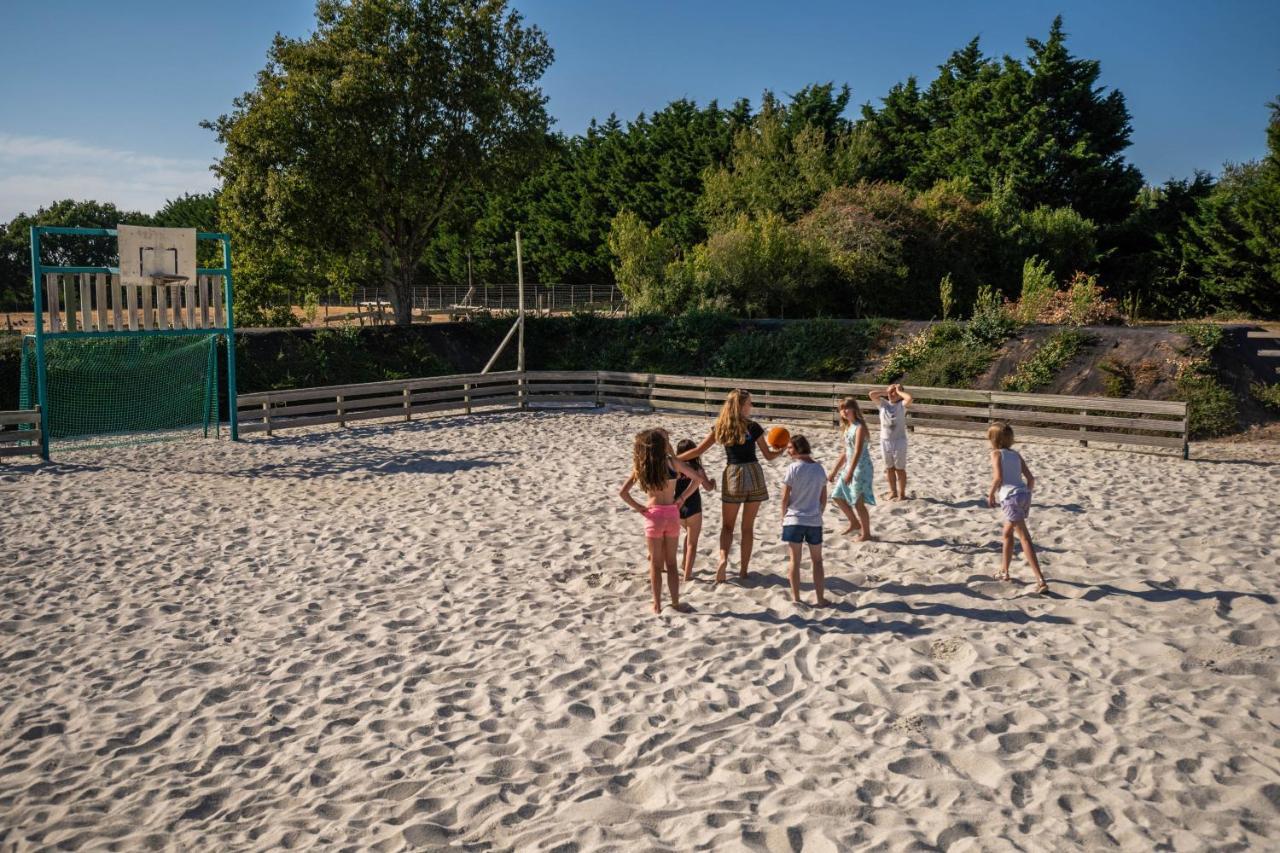Camping Les Brillas Les Moutiers Luaran gambar
