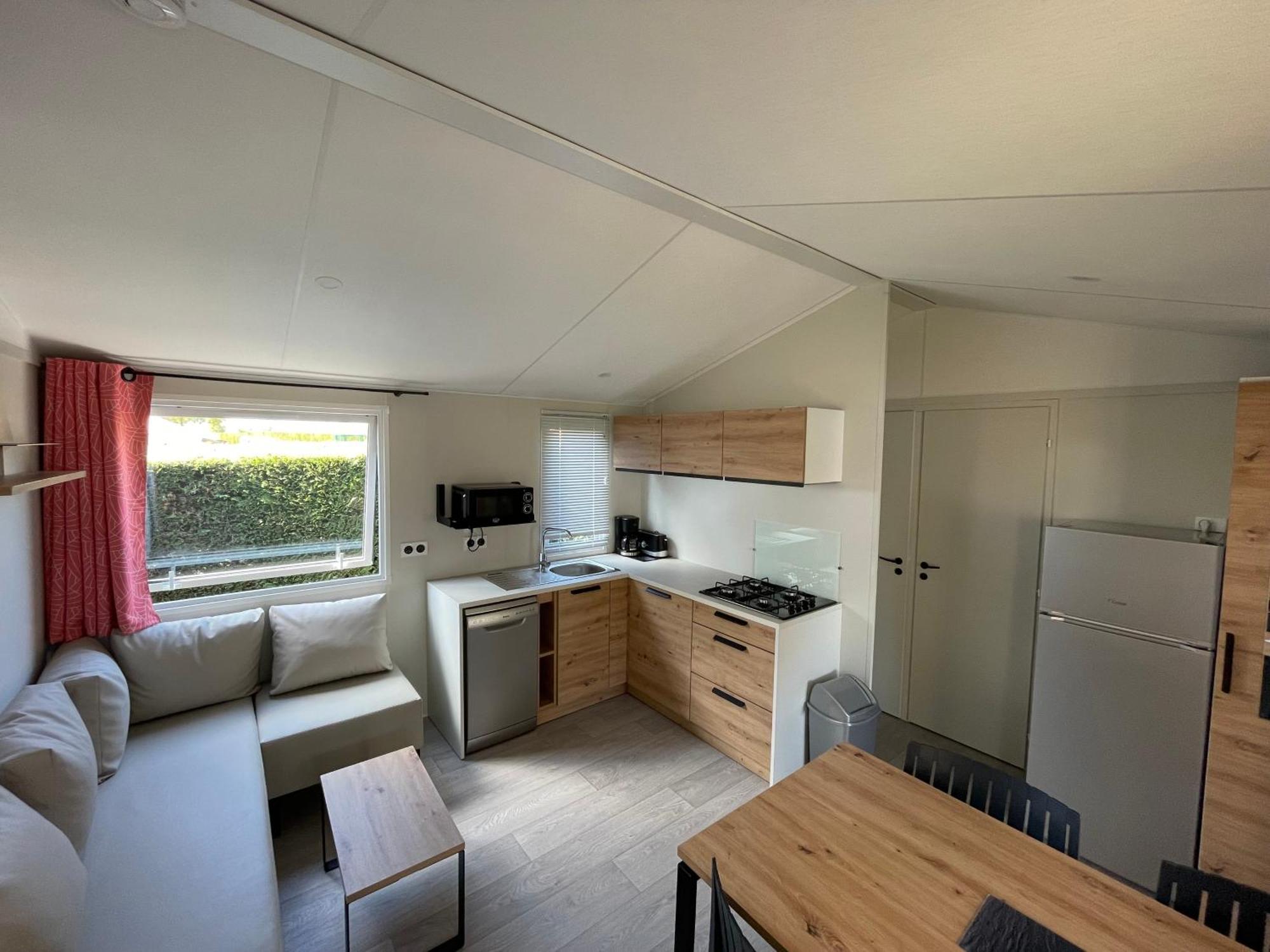 Camping Les Brillas Les Moutiers Luaran gambar