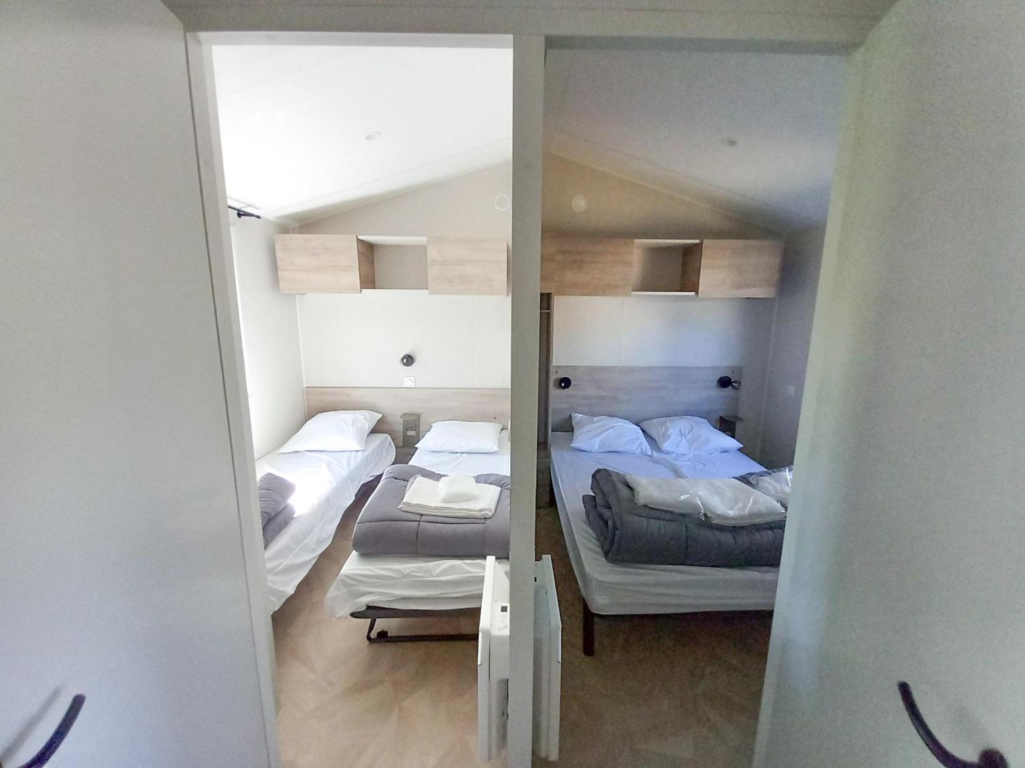 Camping Les Brillas Les Moutiers Luaran gambar