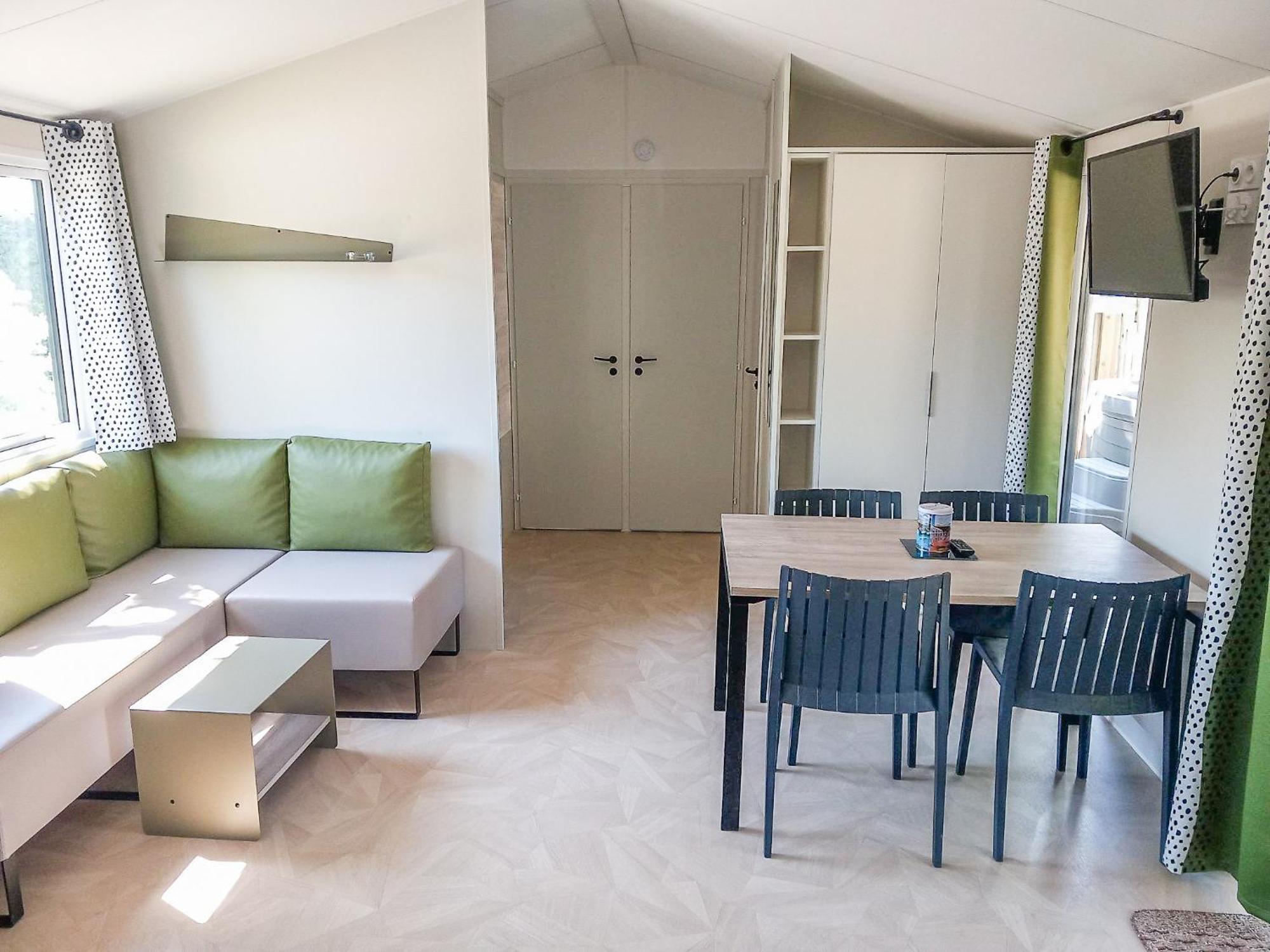 Camping Les Brillas Les Moutiers Luaran gambar