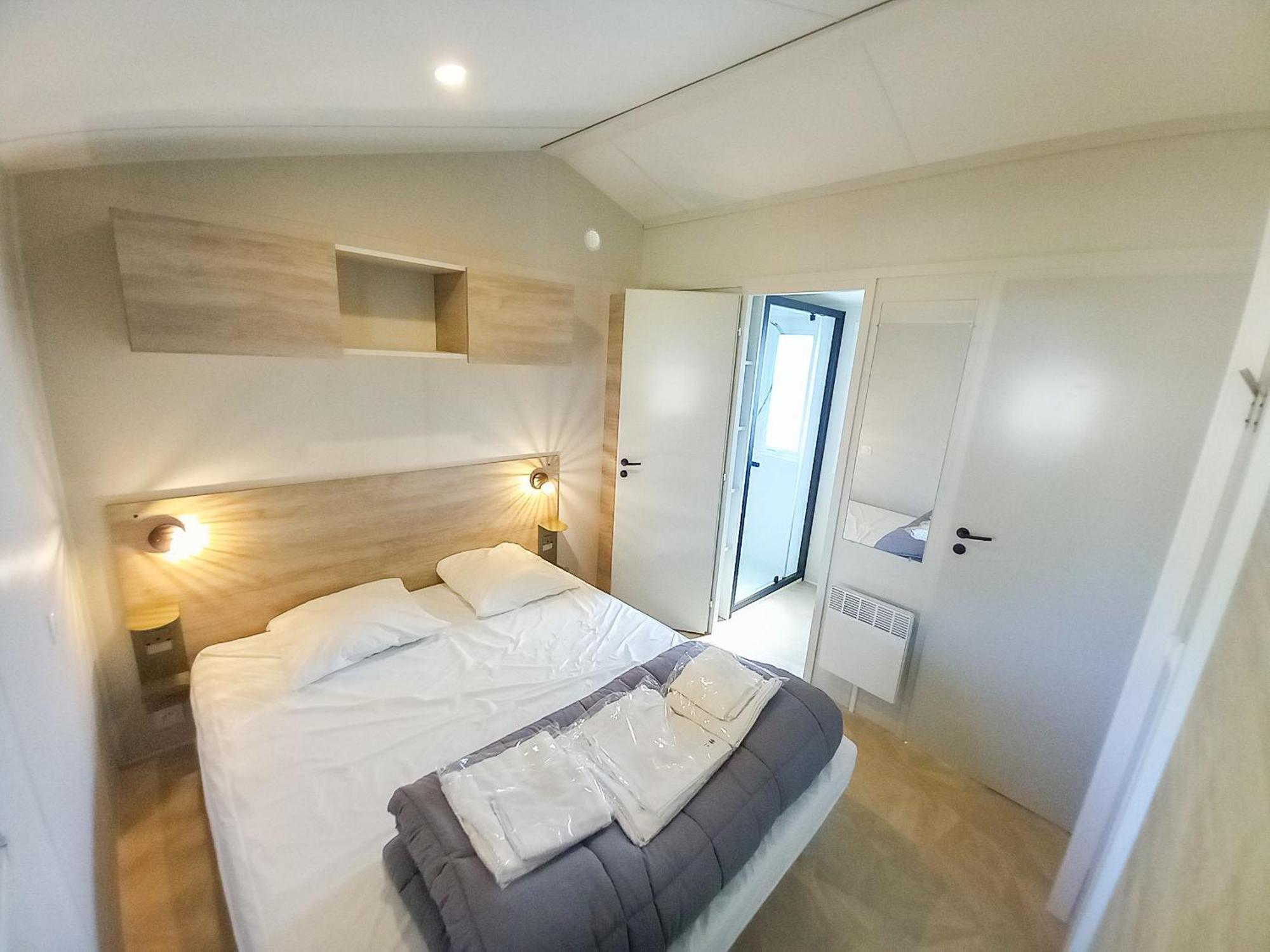 Camping Les Brillas Les Moutiers Luaran gambar